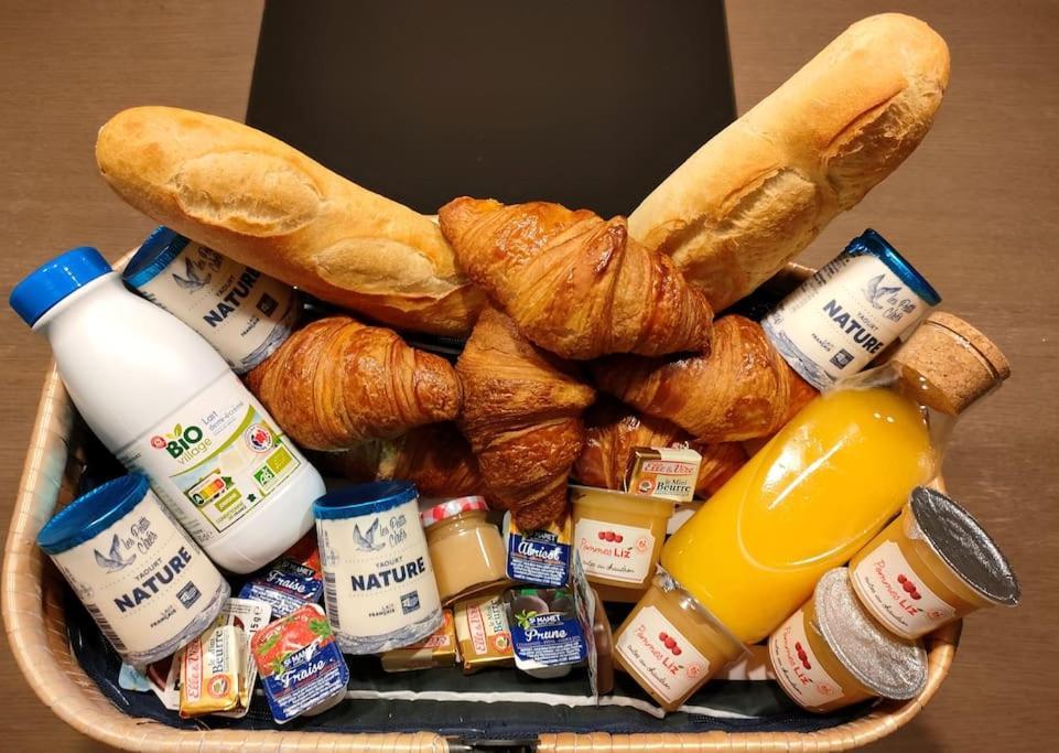 Gite "La Bulle De Lena" Avec Petit-Dejeuner Garage Et Parking Flavigny エクステリア 写真